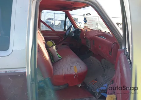 1990 Ford F150 from USA, damaged, VIN 1FTEX15N8LKA30724